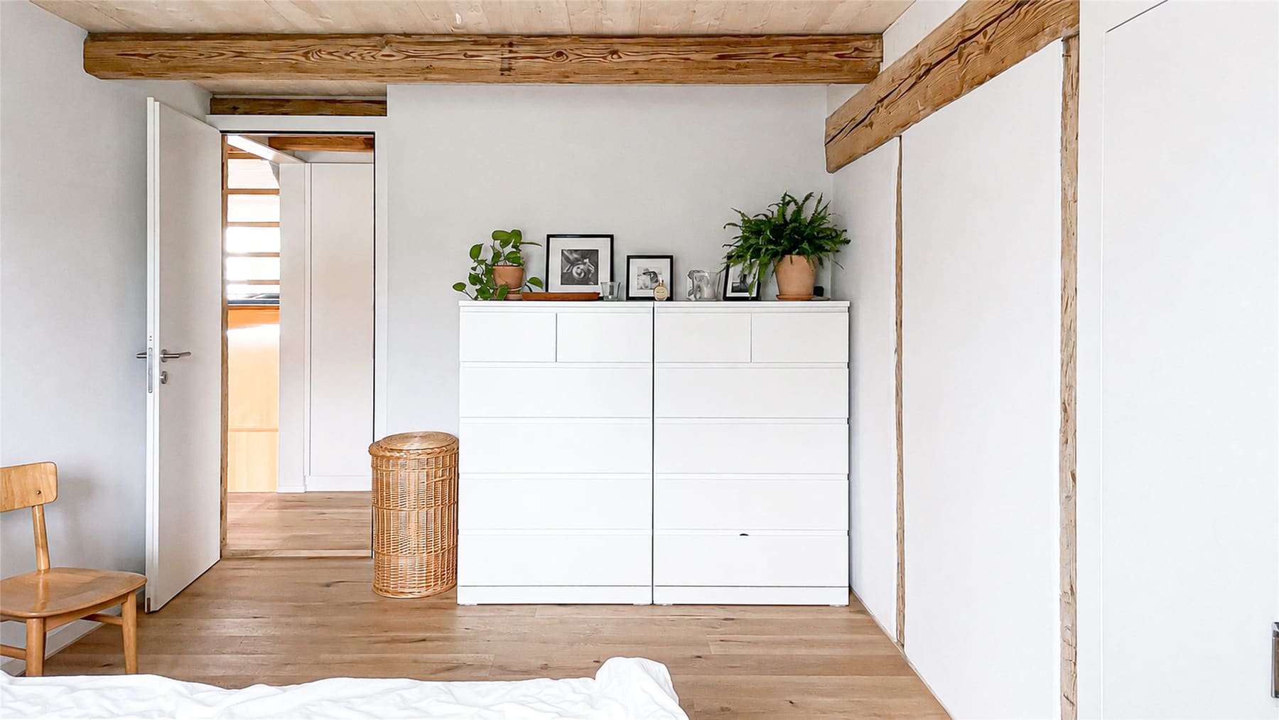 Holzdetail im Innenausbau